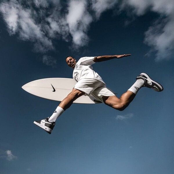 Italo Ferreira assina com a Nike